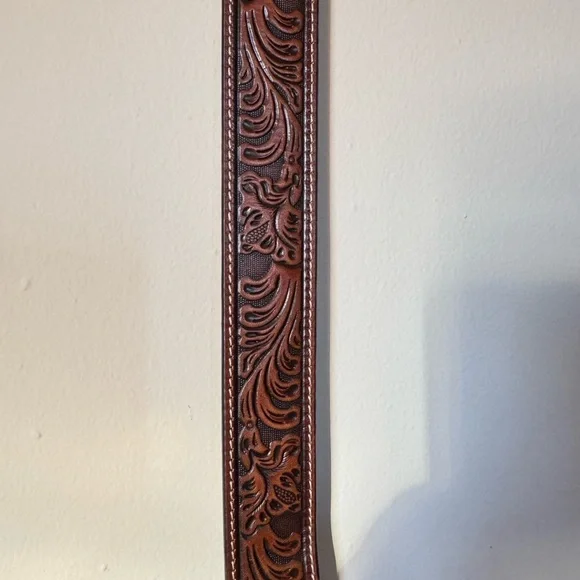 Western Brown Tooled Leather Belt - Picture 4 of 4